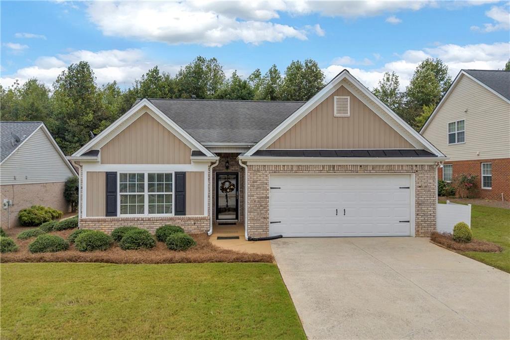 316 Lakeview Bend Cir., Jefferson, GA 30549