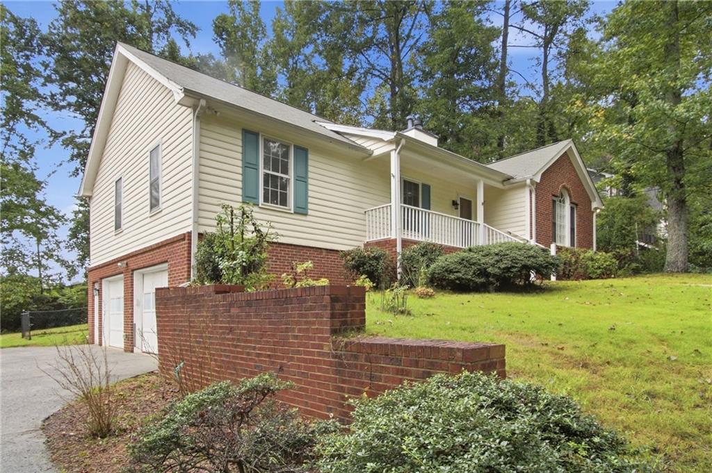 434 Indian Lake Ct., Hiram, GA 30141