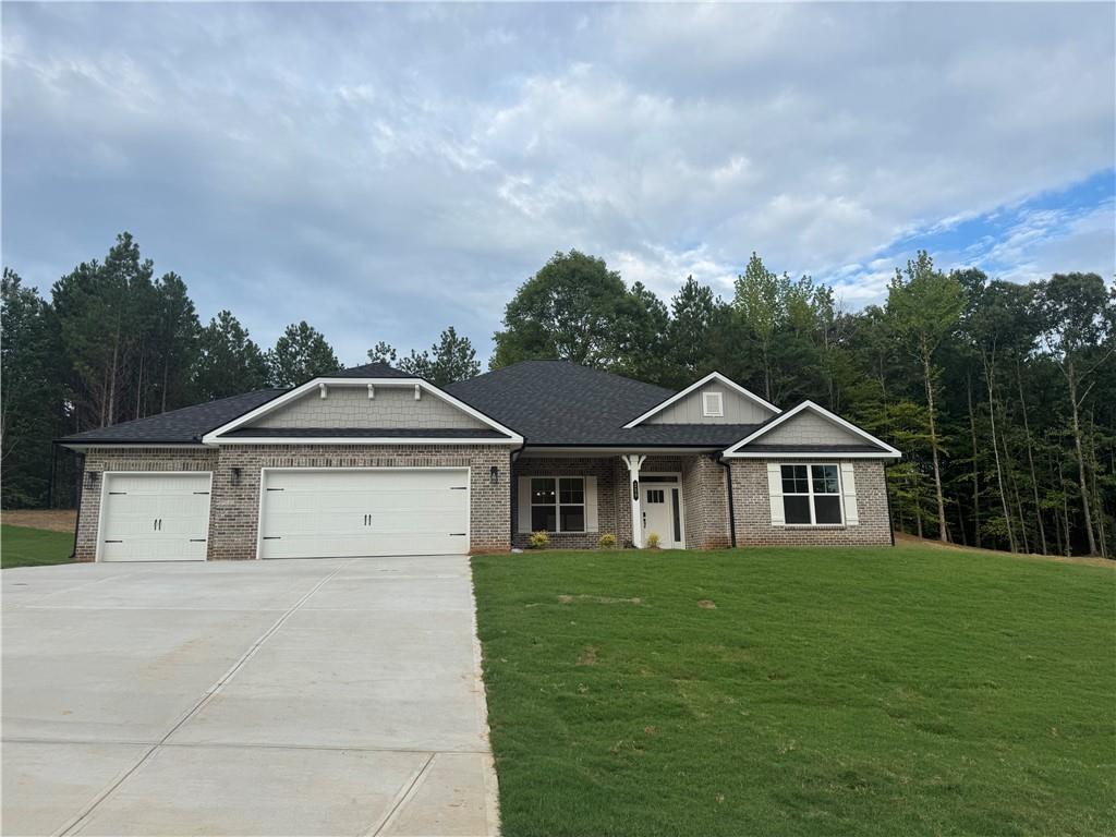 259 Blackberry Ct., Pendergrass, GA 30567