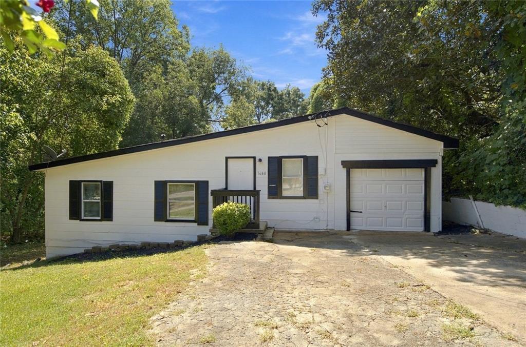1648 Mary George Ave., Atlanta, GA 30318