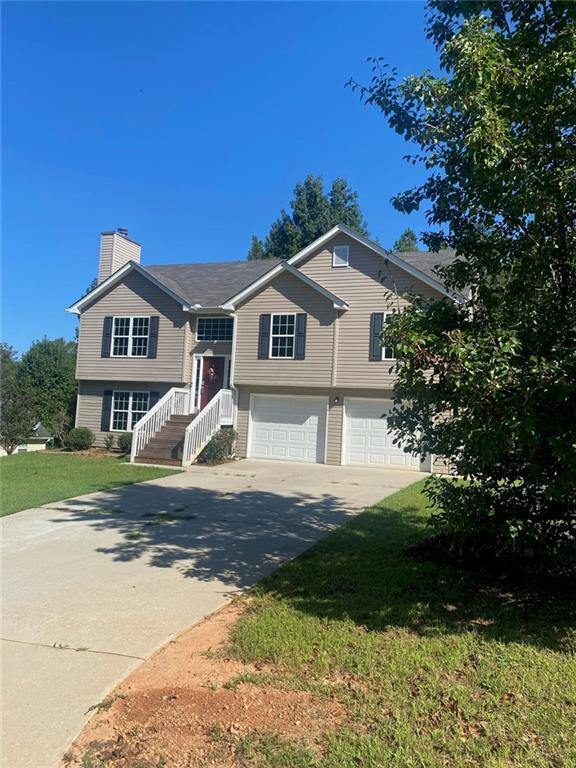 5482 Latham Manor Dr., Gainesville, GA 30506