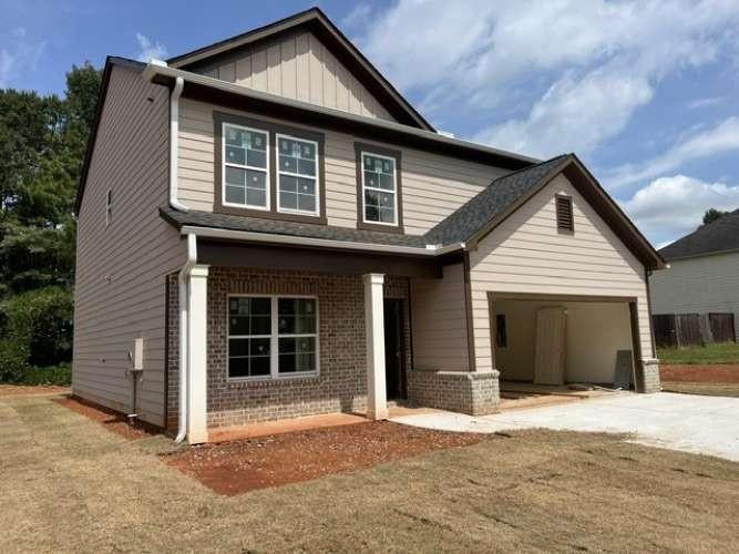 1015 Avalon Ter., Fairburn, GA 30213