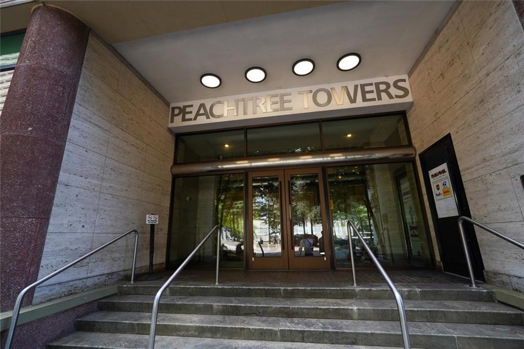 300 Peachtree St. #9D, Atlanta, GA 30308