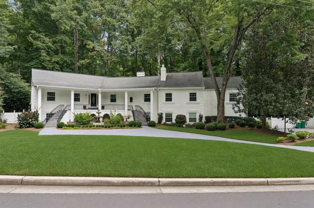 585 Idlewood Dr., Sandy Springs, GA 30327