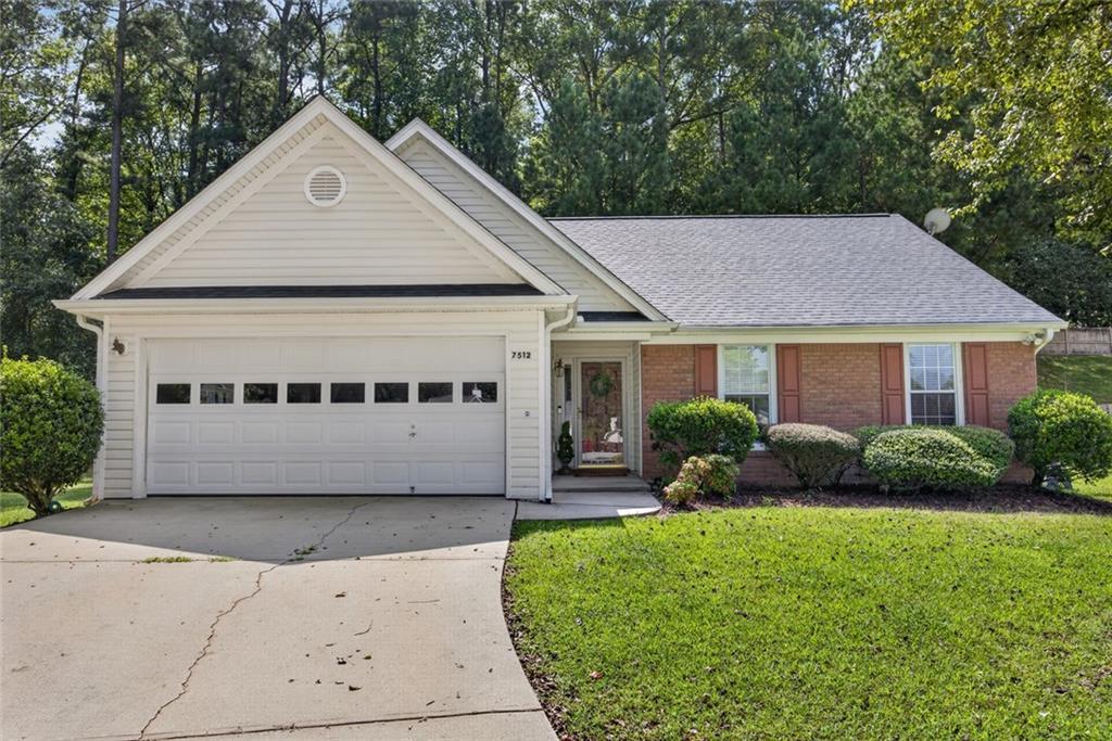 7512 Deer Creek Dr., Union City, GA 30291