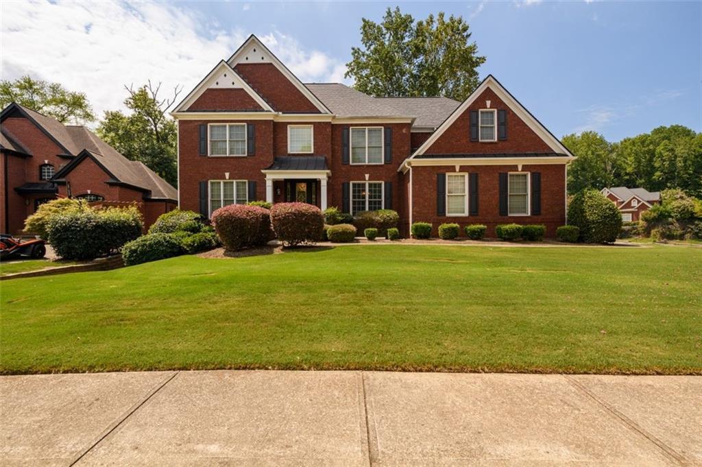 1725 Spartan Ln., Hoschton, GA 30548