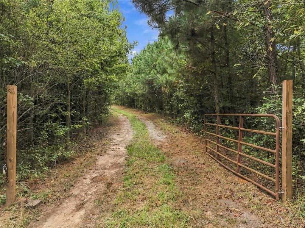 208 Garner Rd., Cornelia, GA 30531