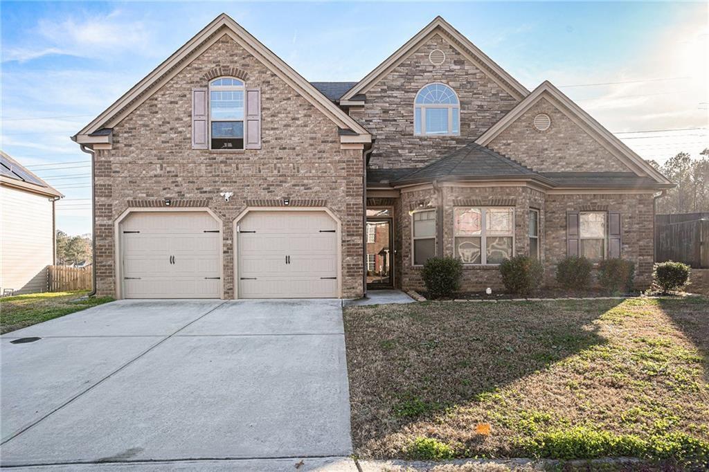 2495 Brittany Park Ln., Ellenwood, GA 30294