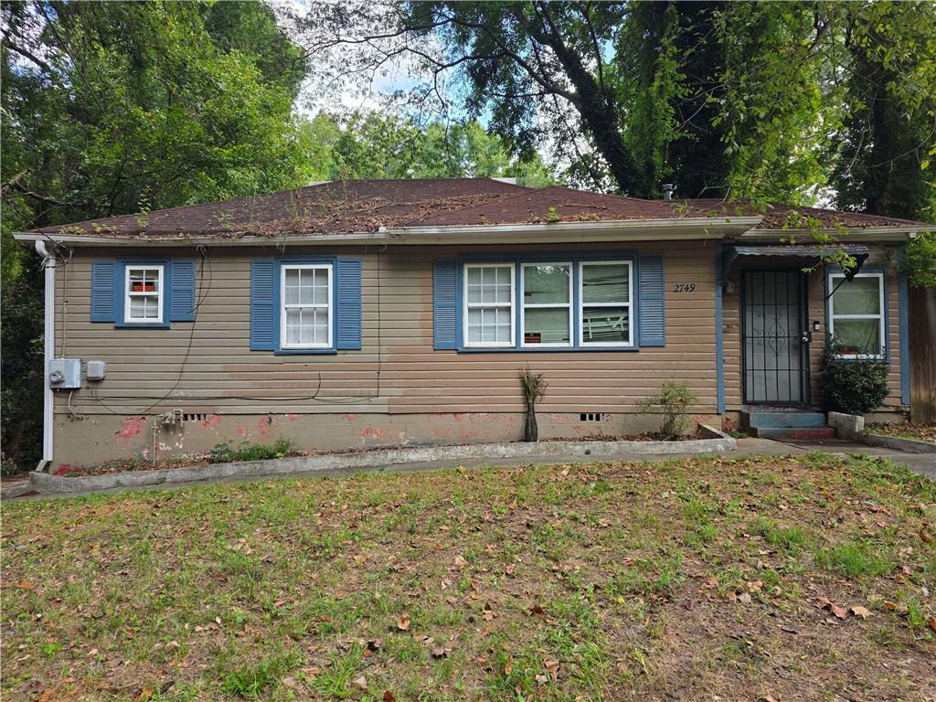 2749 Dale Creek Dr., Atlanta, GA 30318