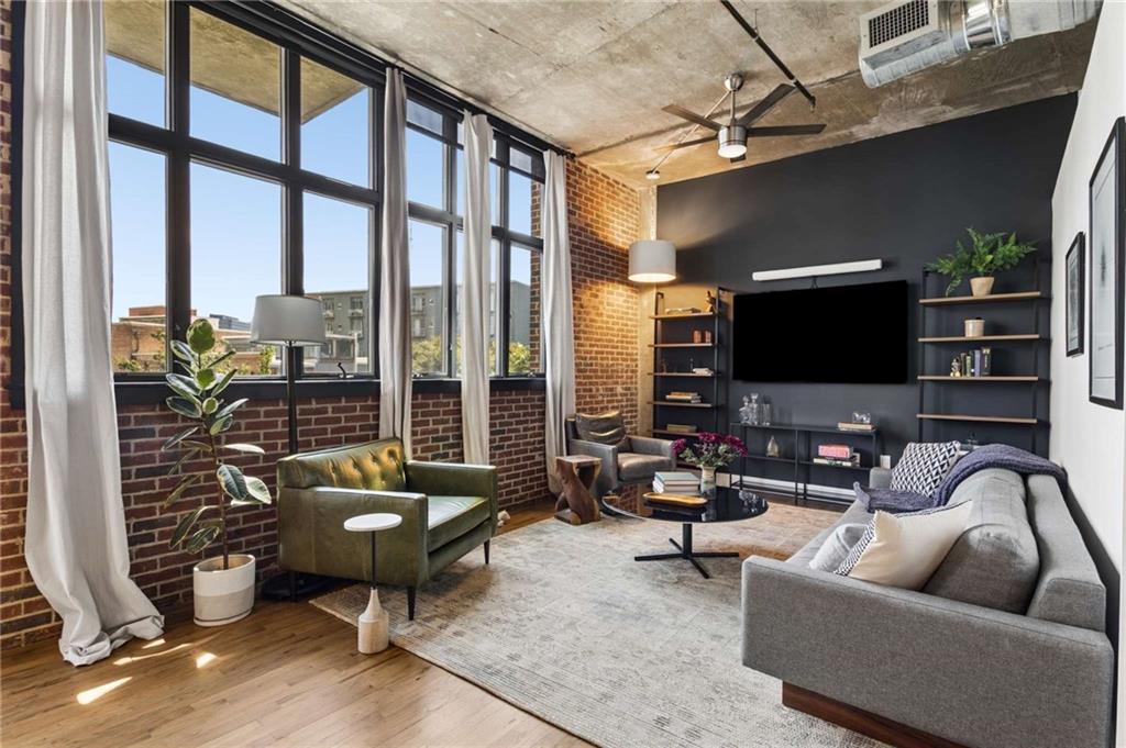 640 Glen Iris Dr. #302, Atlanta, GA 30308
