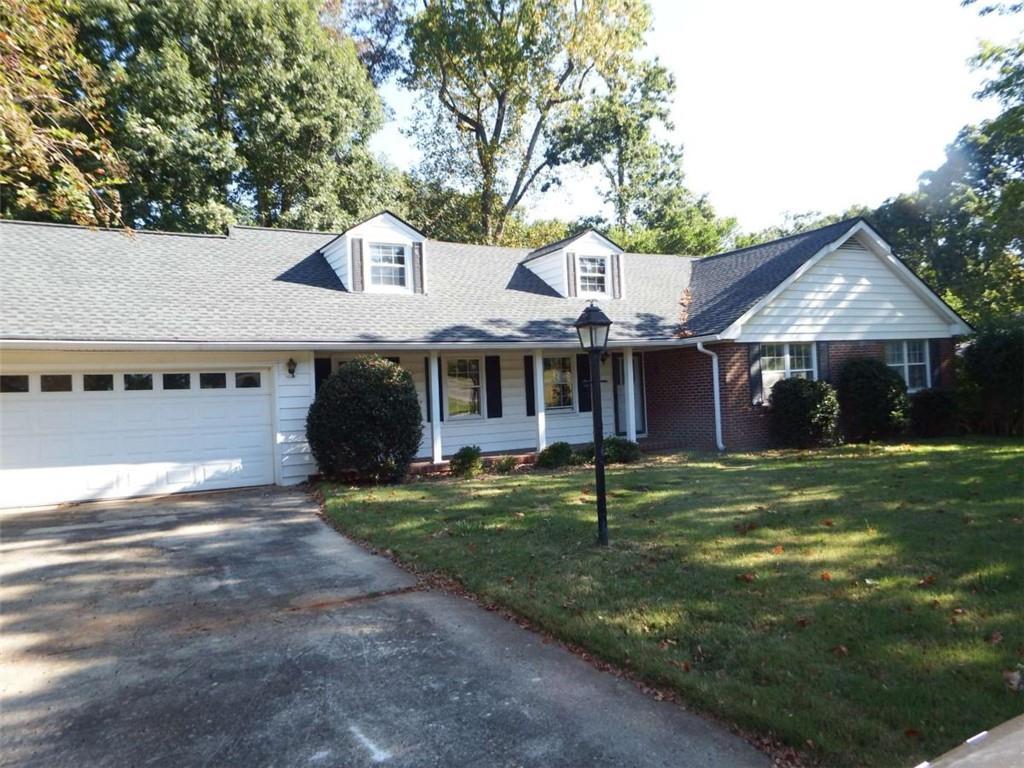 3766 Citation Dr., Decatur, GA 30034