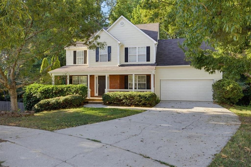 310 Rockingham Dr., Loganville, GA 30052