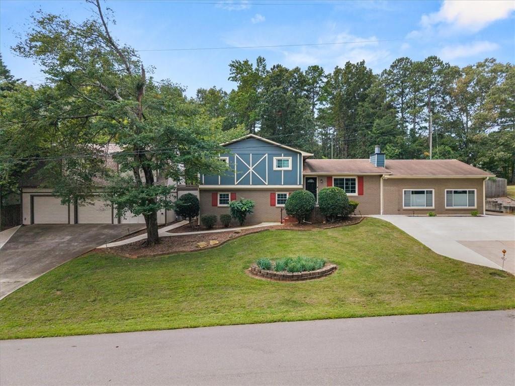 6054 Dogwood Cir., Buford, GA 30518