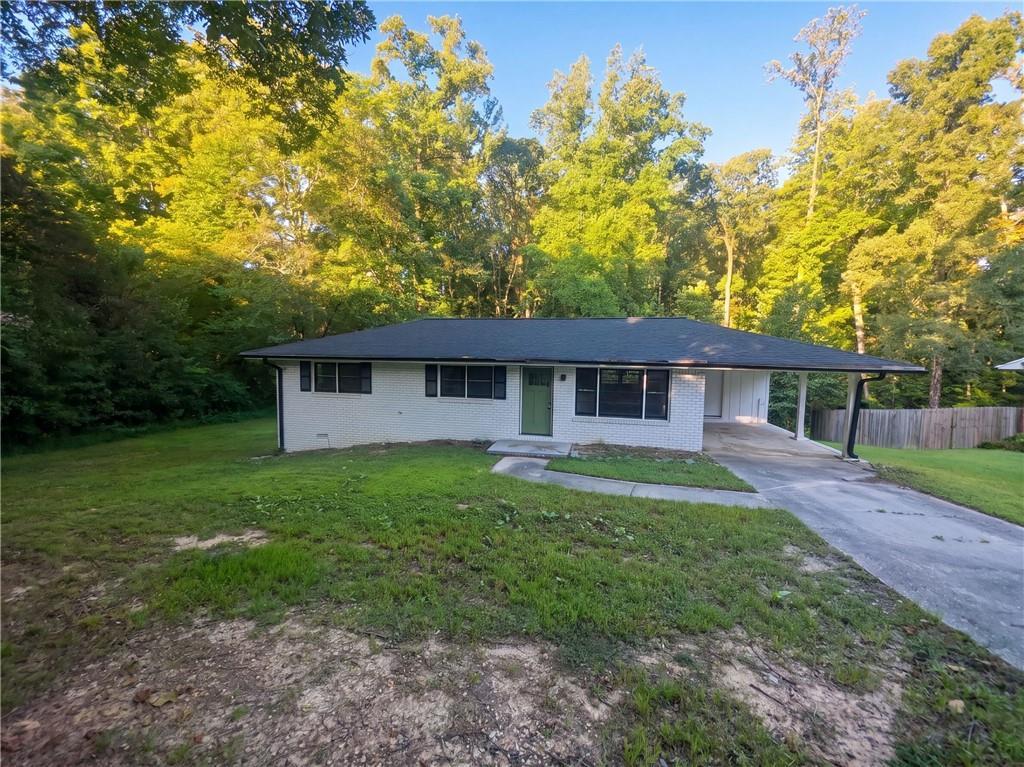 6489 N Sweetwater Rd., Lithia Springs, GA 30122