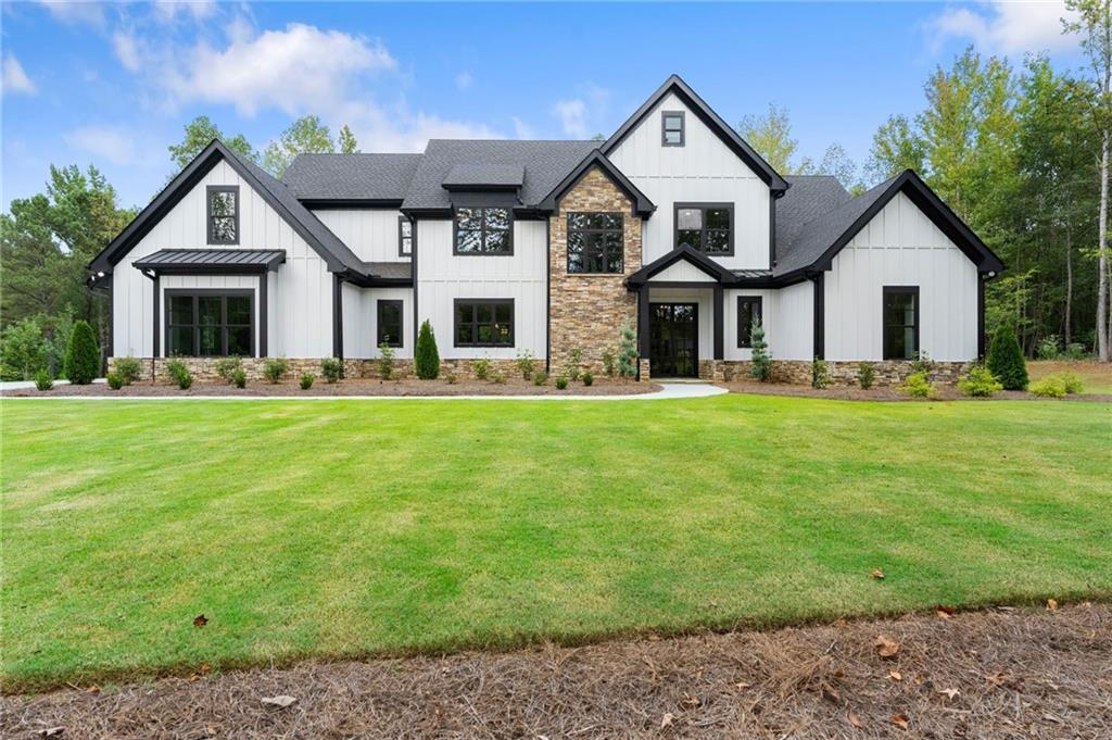 5697 Ball Ground Rd., Ball Ground, GA 30107