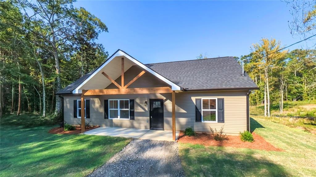 182 Arbacoochee Rd., Tallapoosa, GA 30176