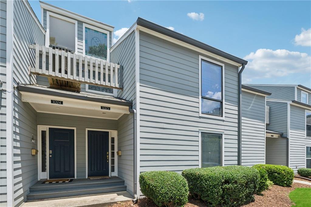 1023 Riverbend Club Dr. #23, Atlanta, GA 30339