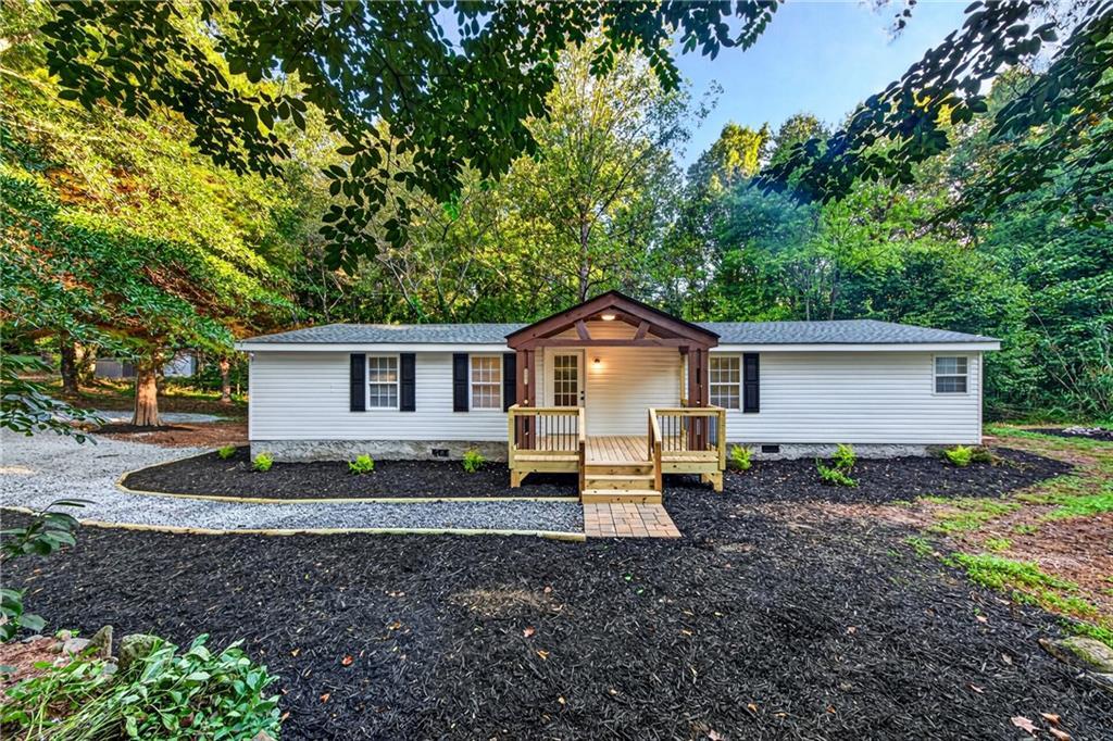 100 Salisbury Rd., Dahlonega, GA 30533