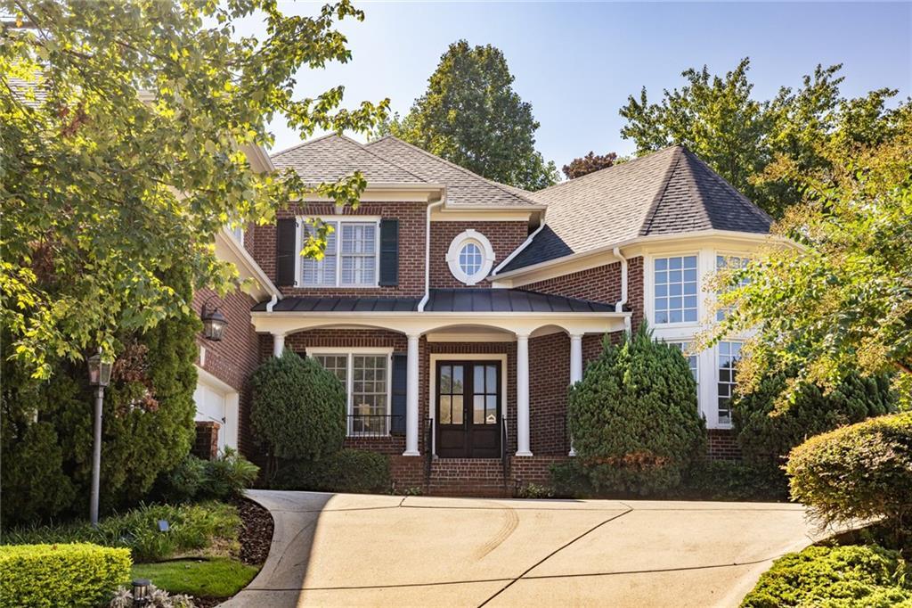 825 Glengate Pl., Atlanta, GA 30328