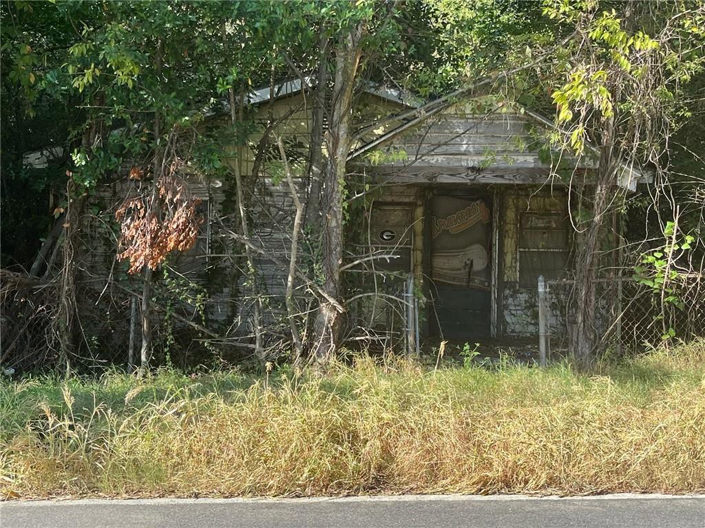 691 Hightower Rd., Macon, GA 31206