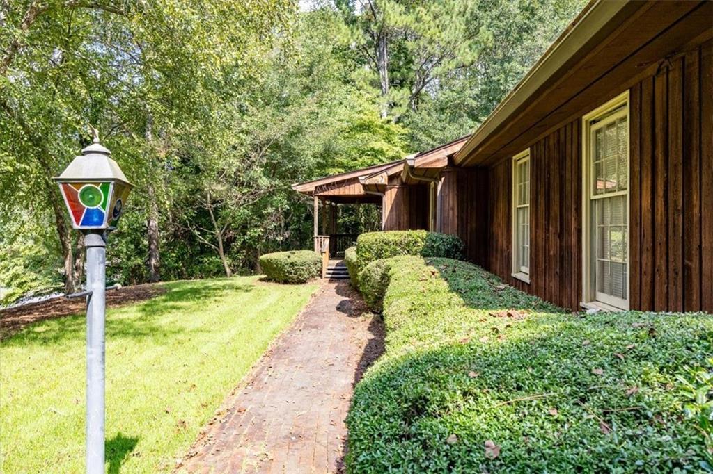 2090 Johnson Ferry Rd., Marietta, GA 30062