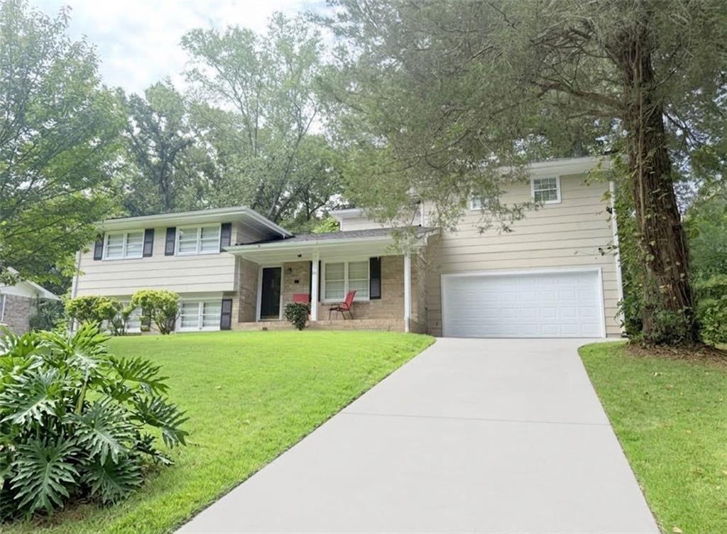 927 Magna Carta Dr., Atlanta, GA 30318