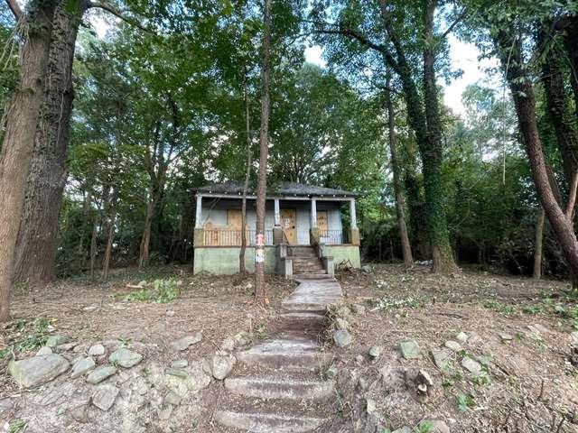350 Willis Mill Rd., Atlanta, GA 30311