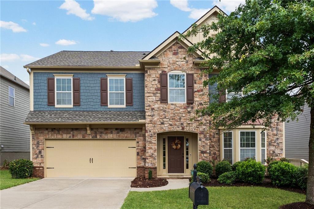 4945 Pont Du Gard Dr., Cumming, GA 30040