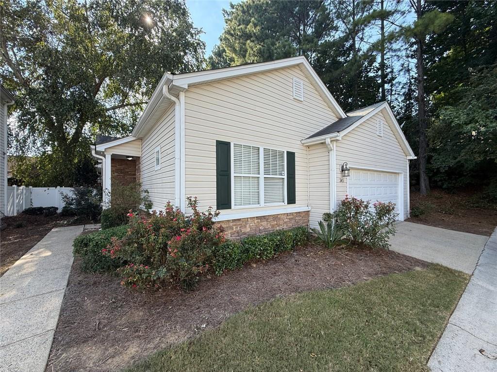 345 Windcroft Cir., Acworth, GA 30101