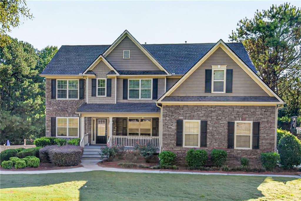 1664 Maes Overlook, Loganville, GA 30052