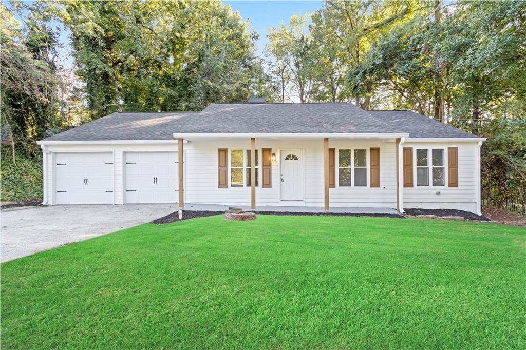 134 Apple Valley Dr., Woodstock, GA 30188