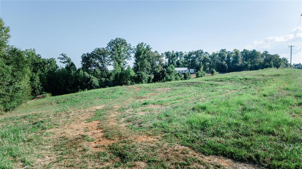 4244 Clarks Bridge Rd., Gainesville, GA 30506