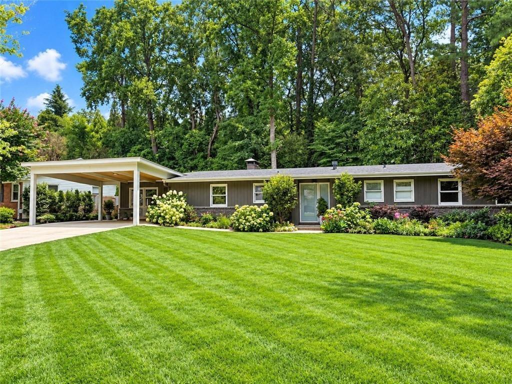 1423 Brookvalley Ln., Brookhaven, GA 30324