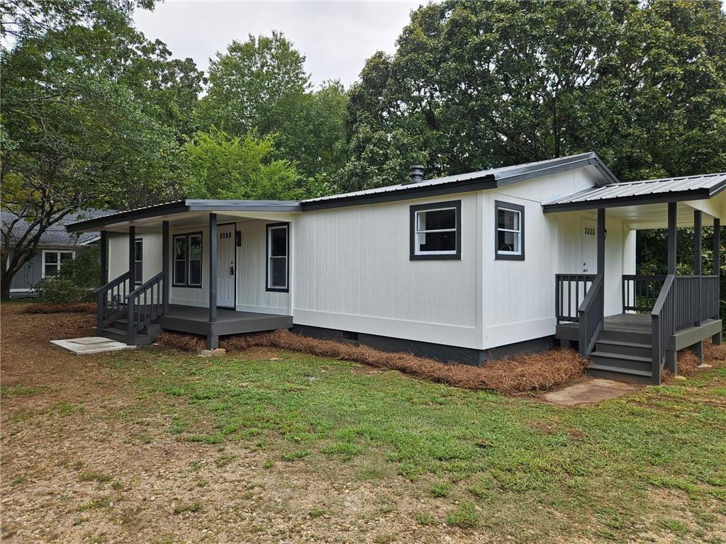 2515 Hiram Sudie Rd., Hiram, GA 30141