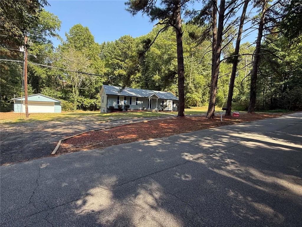 200 Gordon Cir., Mableton, GA 30126