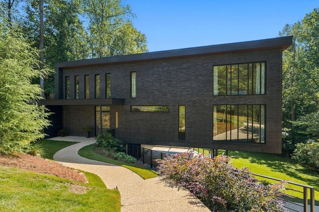 80 Idlewood Ct., Atlanta, GA 30327