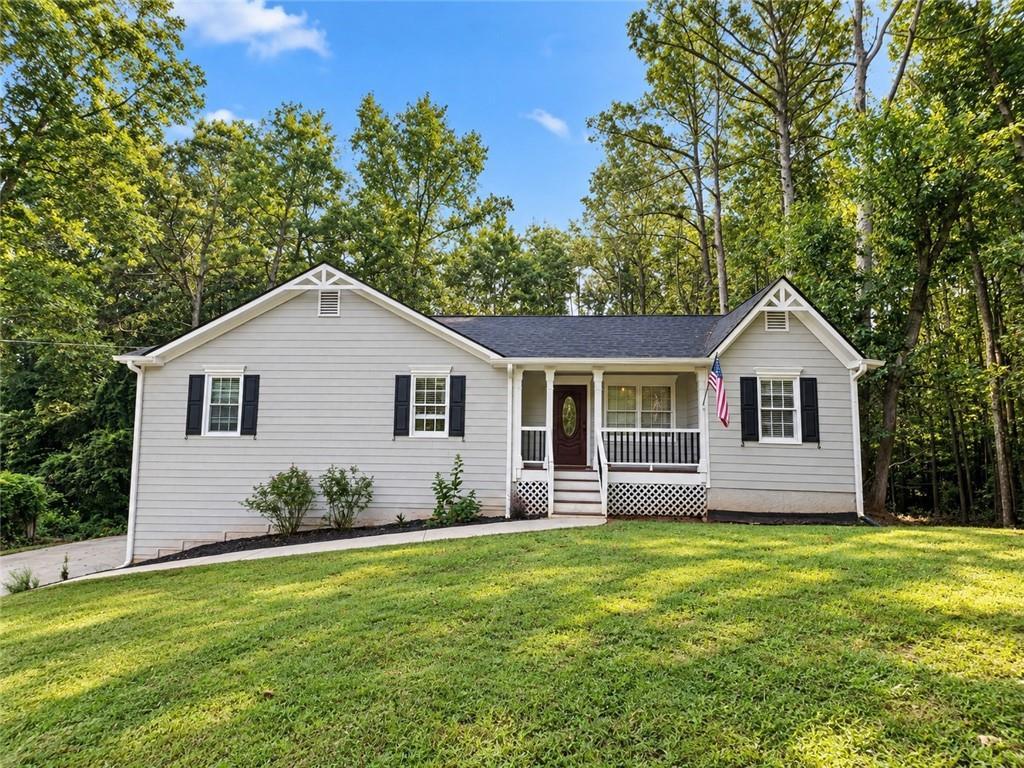 29 Indian Creek Ln., Powder Springs, GA 30127
