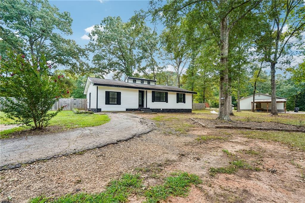 85 Hidden Forest Rd., Covington, GA 30014