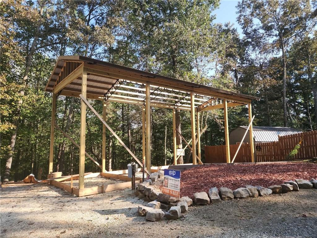 33 15th St., Ellijay, GA 30540