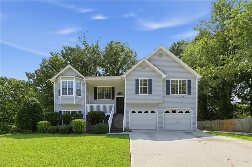 44 Paradise Dr., Douglasville, GA 30134