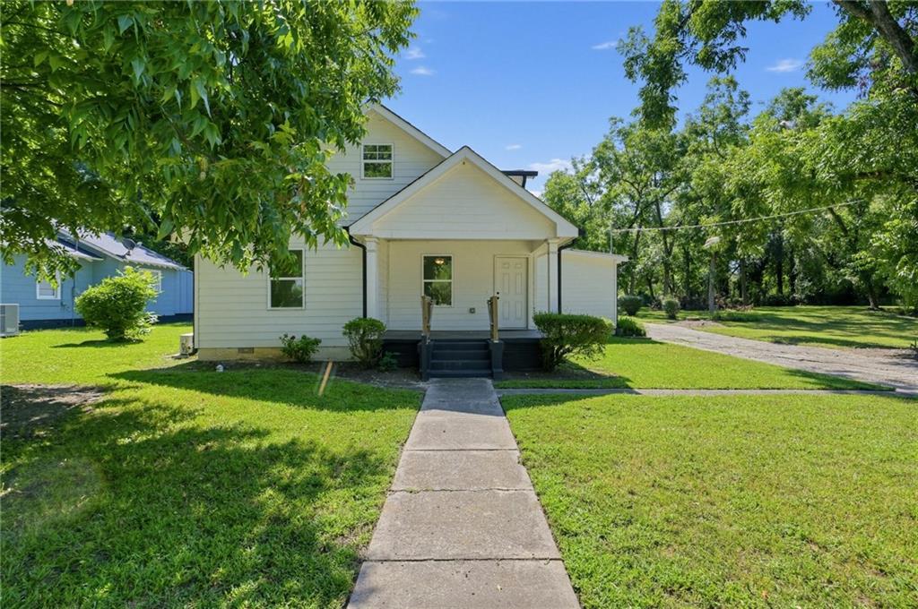 134 E 5th St., Monroe, GA 30655
