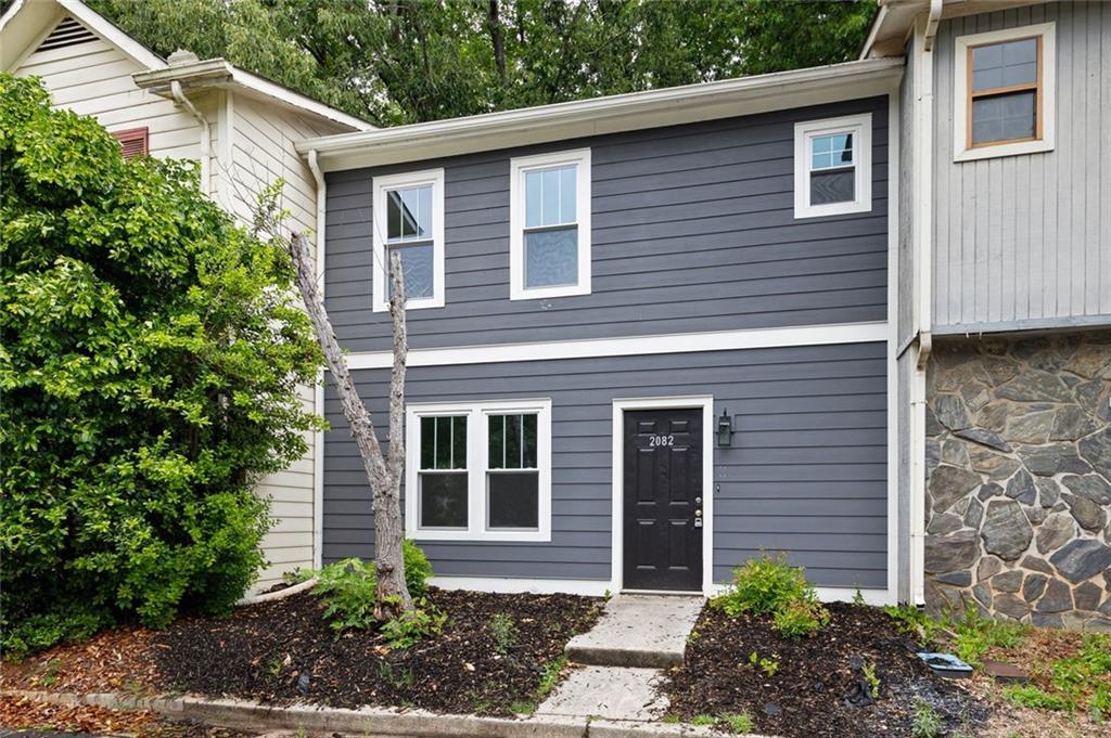 2082 Lenoa Ln., Austell, GA 30106