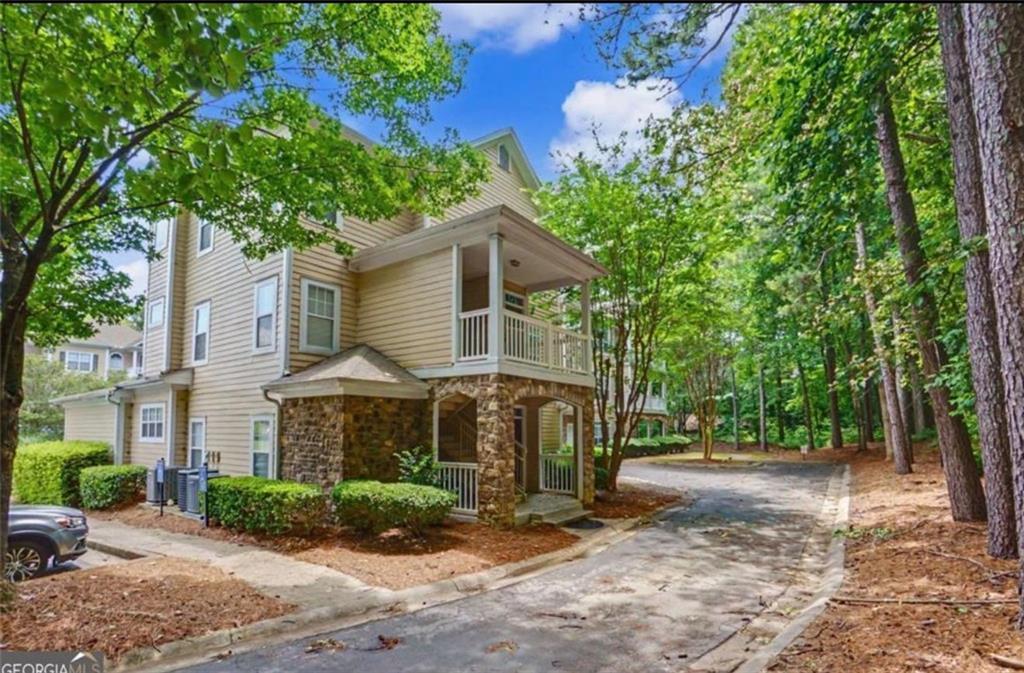 1031 Whitshire Way, Alpharetta, GA 30004