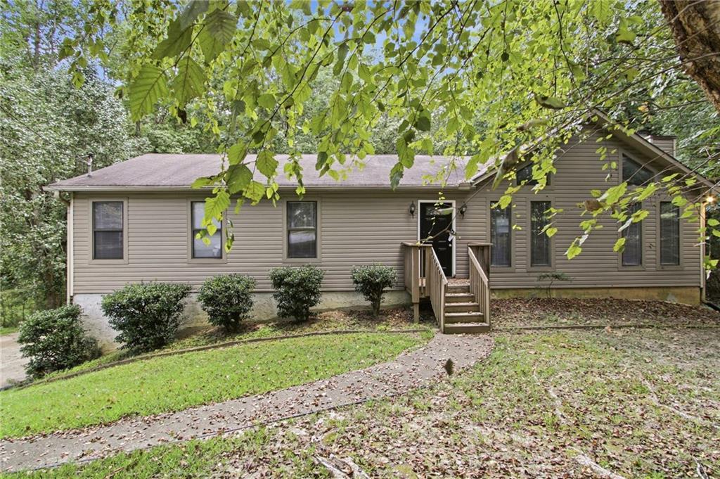 5756 Lake Ct., Kennesaw, GA 30152