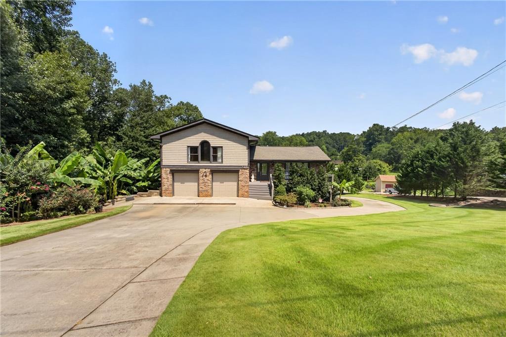 43 Bailey Dr., Lilburn, GA 30047