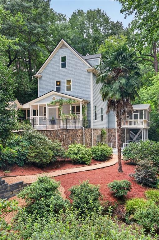1875 Meredith Dr., Atlanta, GA 30318