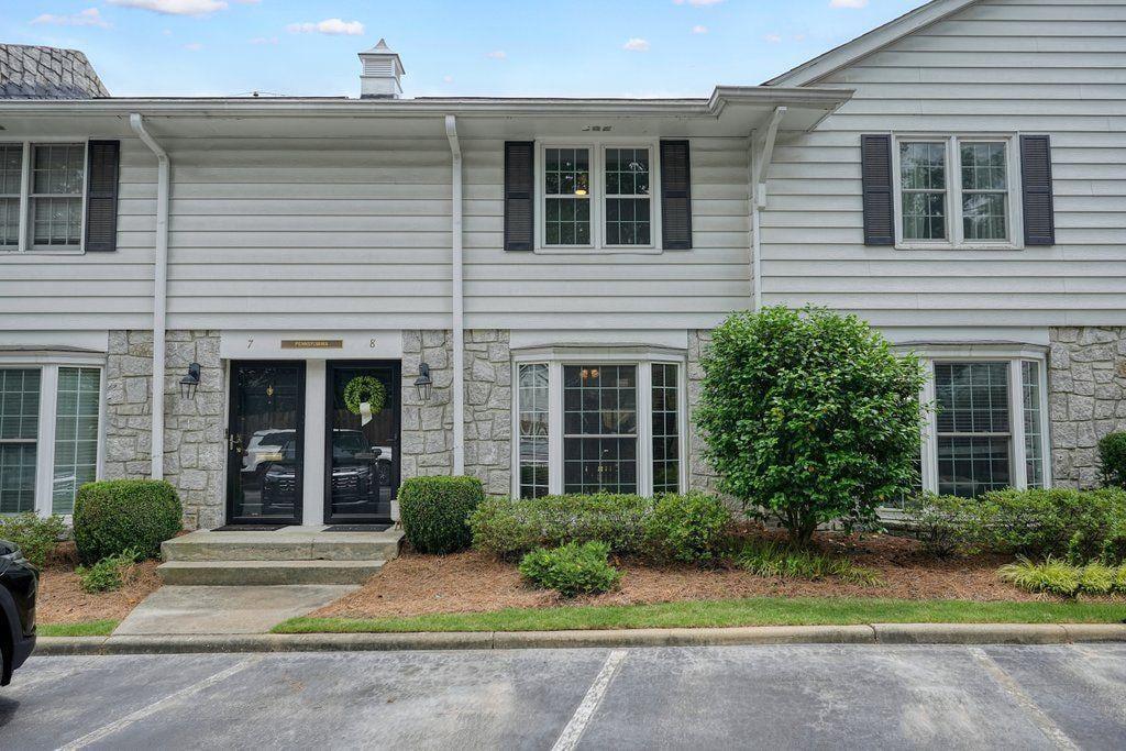 136 Peachtree Memorial Dr. #PA8, Atlanta, GA 30309