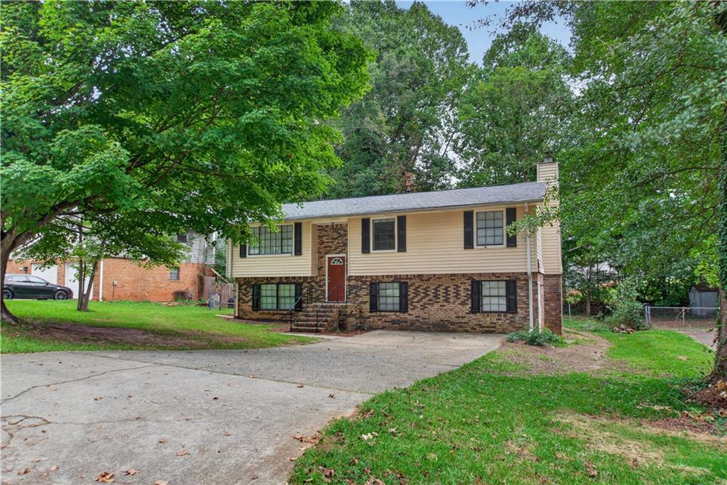 8948 Raven Dr., Jonesboro, GA 30238