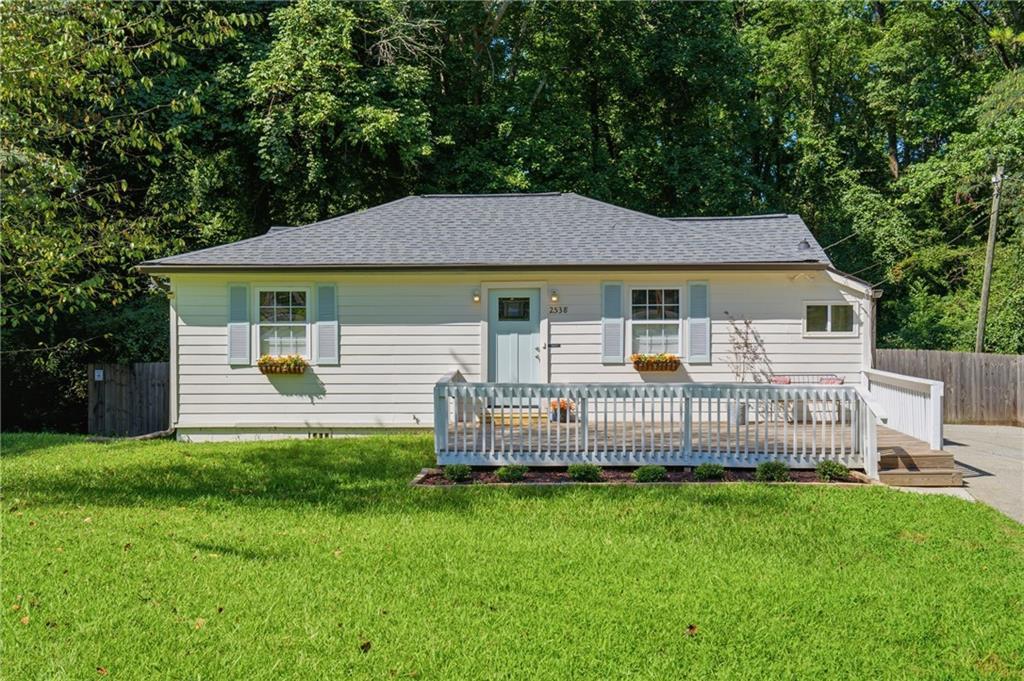 2538 Gordon Cir., Smyrna, GA 30080