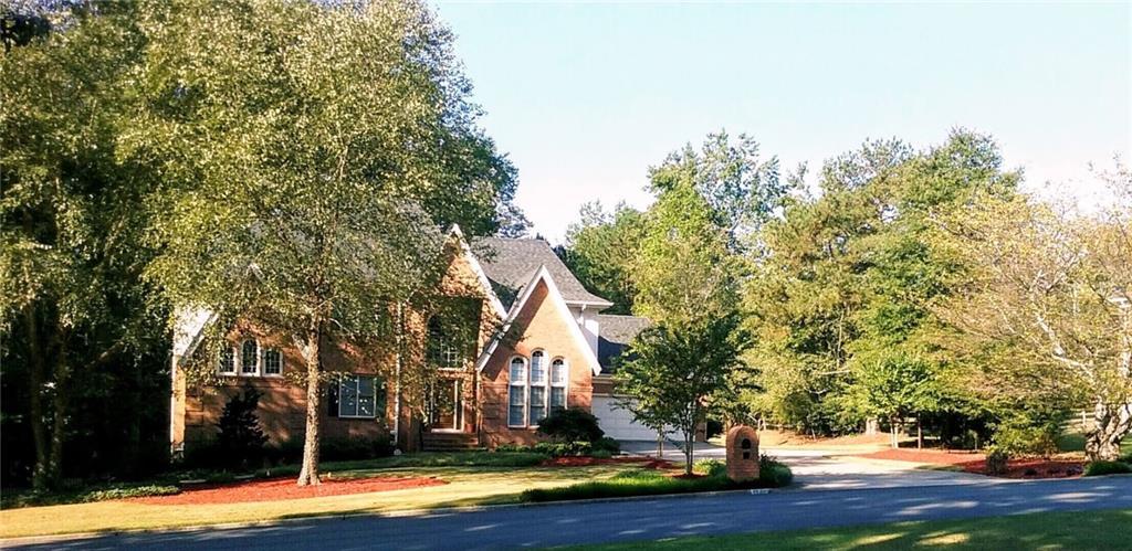 1341 Lakeshore Dr., Snellville, GA 30078